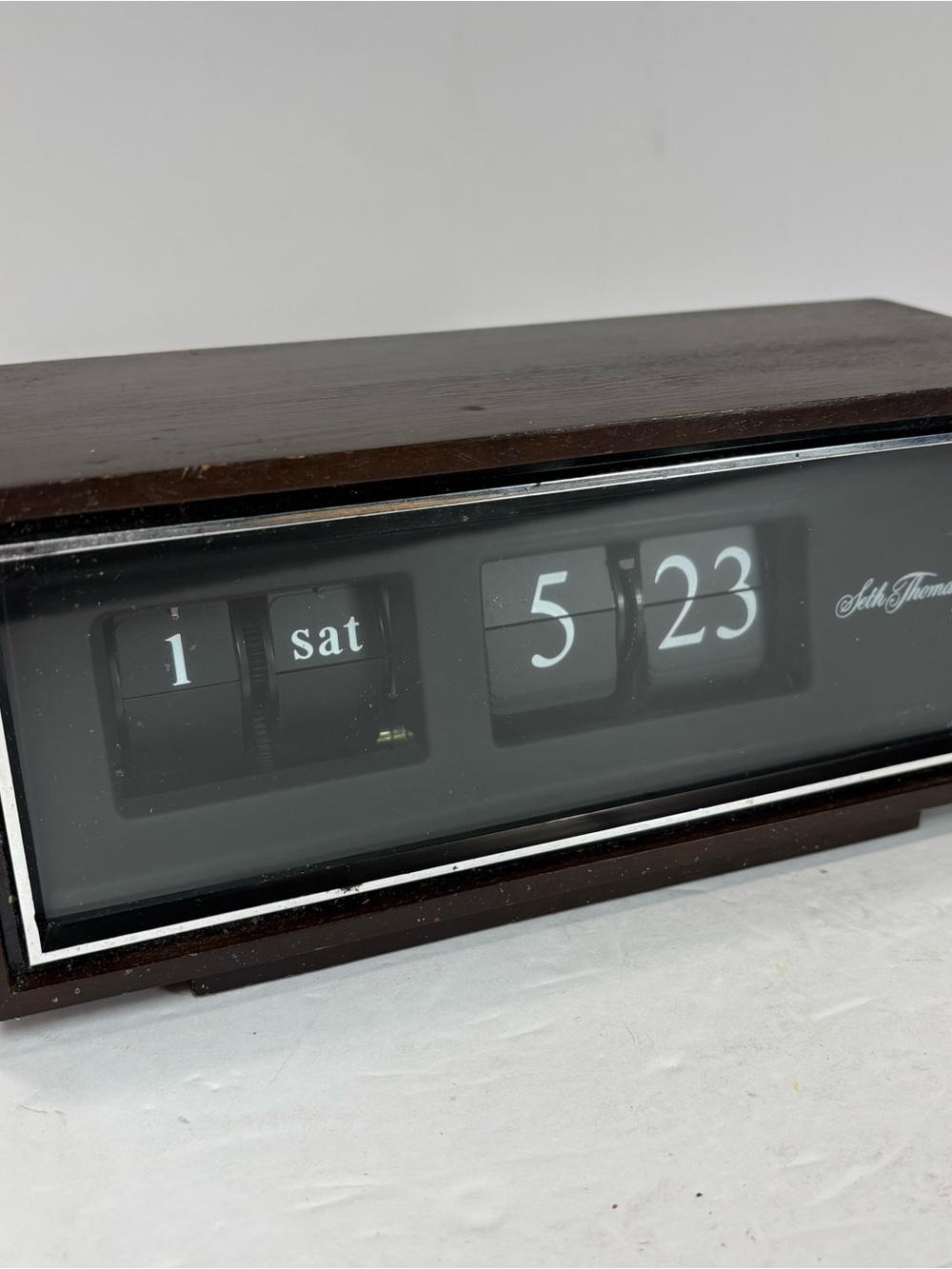 Vintage Seth Thomas Speed Read Flip Clock Day Date Model 0821 Wood Case Japan